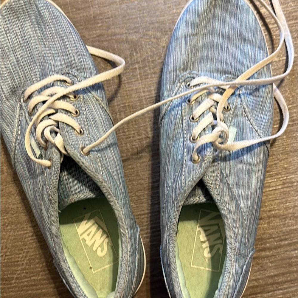Women’s vans